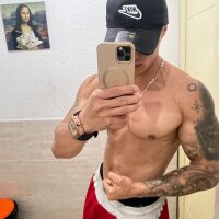 AlexRoyce_